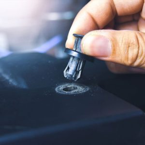 Rivetti in plastica e alluminio